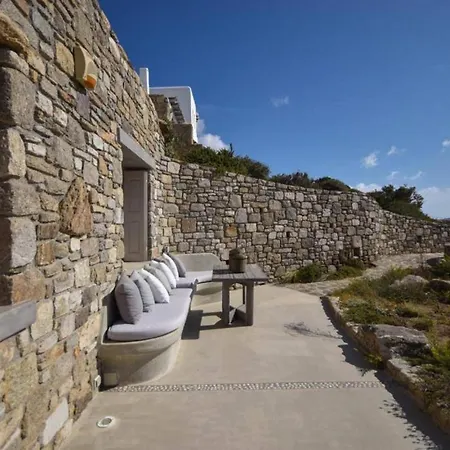 Amazing Apartment In Houlakia - Shared Pool Villa *